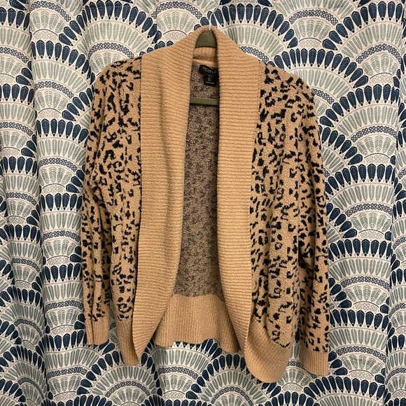 Rachel Zoe Sweaters - Super Soft Leopard Cardigan with Pockets - Large